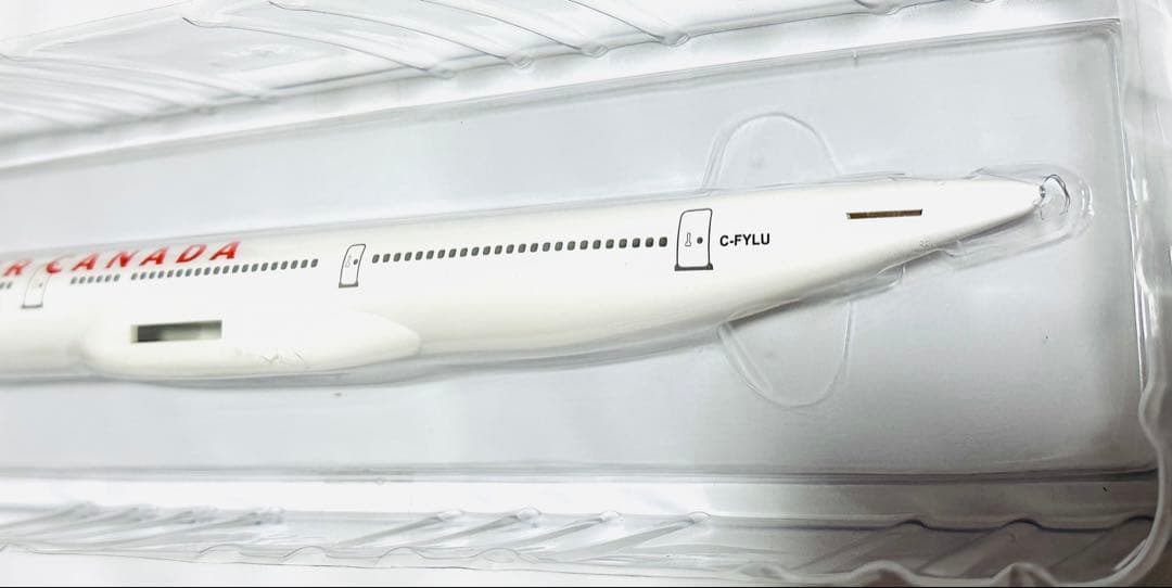 hogan 1/200 エアカナダ A340-300 - メルカリ