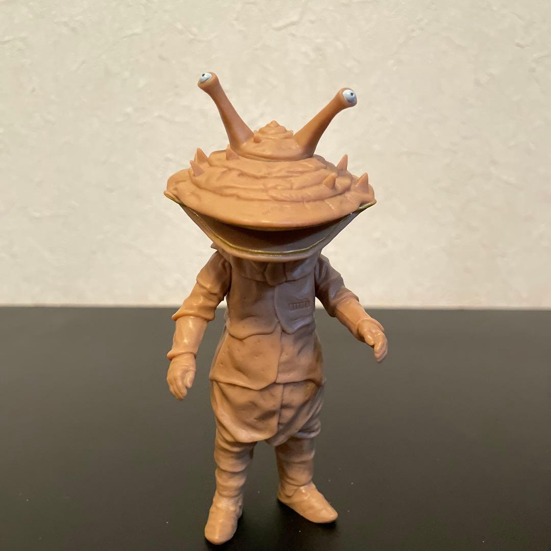 BANDAI ウルトラ怪獣シリーズ カネゴン フィギュア ソフビ - メルカリ