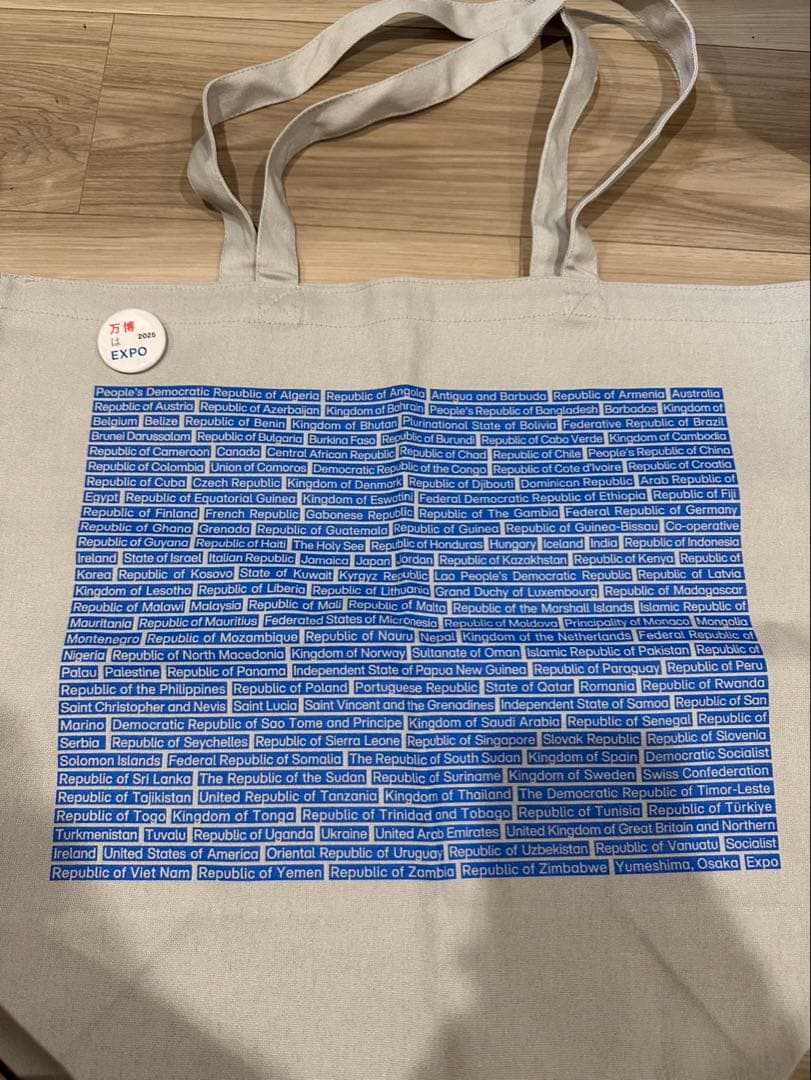 大阪関西万博2025 国名 トートバッグ いちびり庵 缶バッジ付き 新品 未