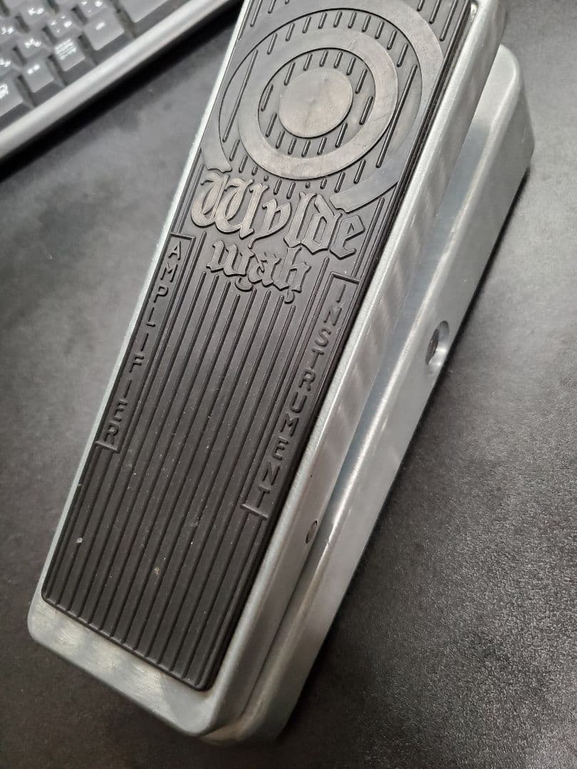 Cry Baby ZW45　ザックワイルド　ワウペダル　サイン入り Dunlop ZW-45 Zakk Wylde Signature Cry Baby Wah - What To Know