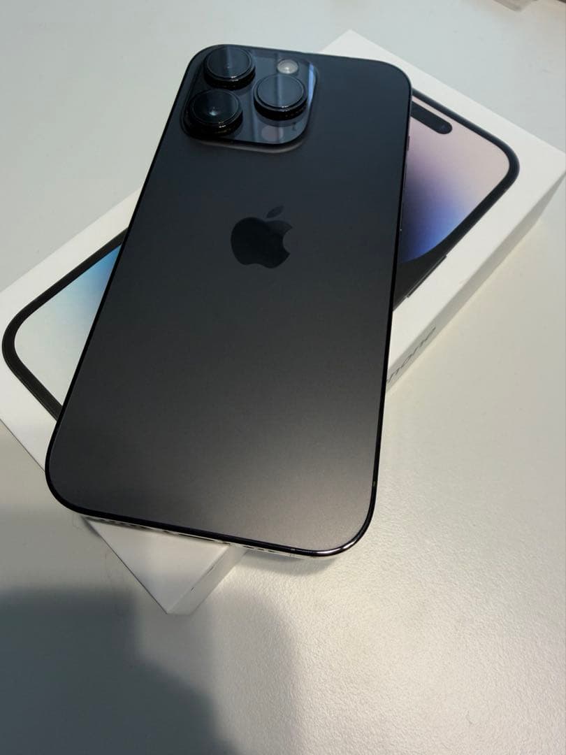 Apple iPhone 14 Pro スペースブラック 本体 256GB - メルカリ