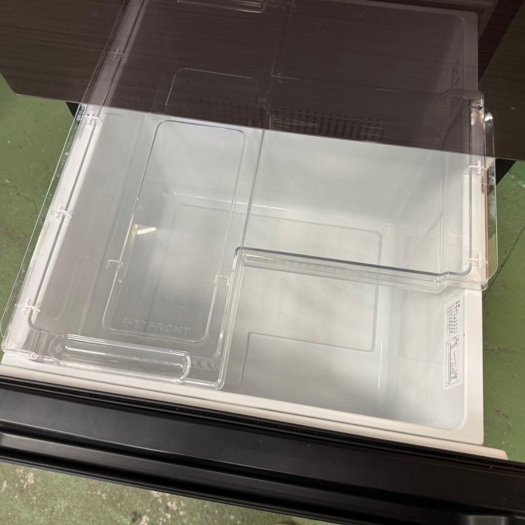 324 関東配送 大型冷蔵庫 右開き 鏡面モデル 300L弱 美品 保証込