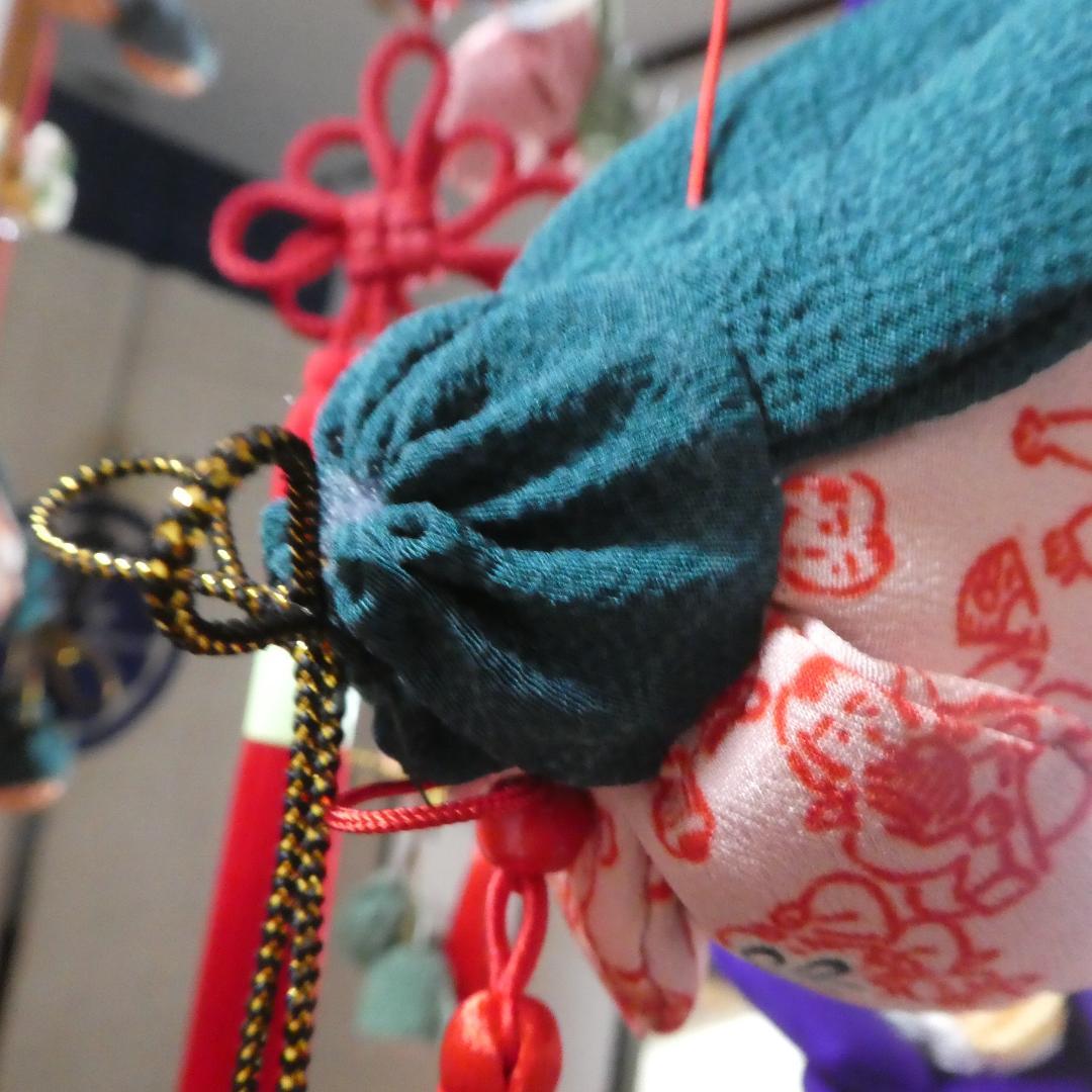 古布 正絹 吊るし椿 錦紗縮緬 アンティーク 疋田模様 さげもん 鬼しぼ