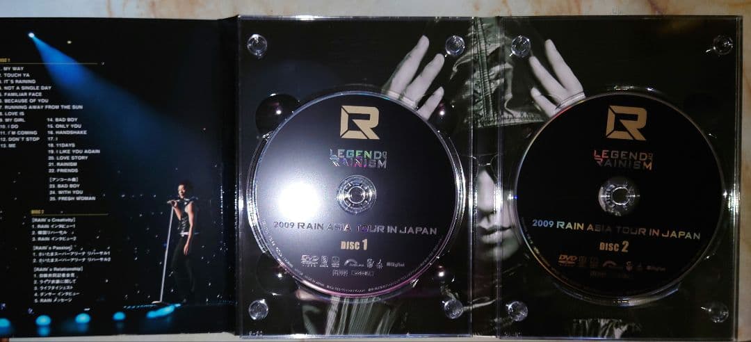 RAIN ASIA TOUR IN JAPAN DVD2枚組 写真集付　美品