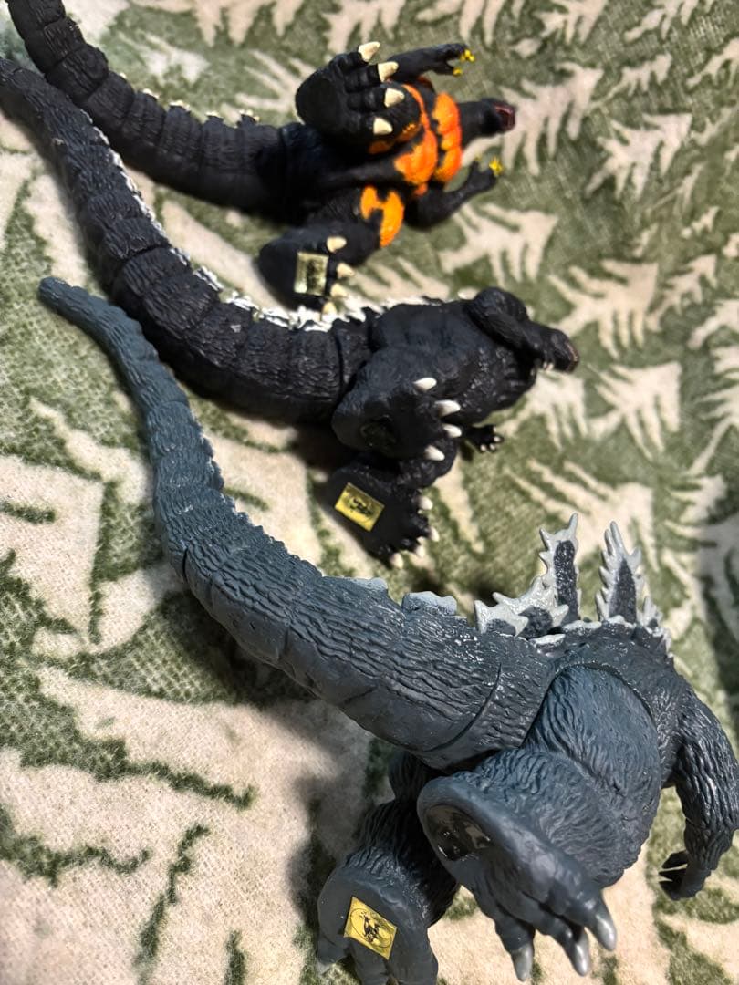 レア 20年以上前のコンコルド社製 ゴジラ3体 バーニングゴジラ - メルカリ