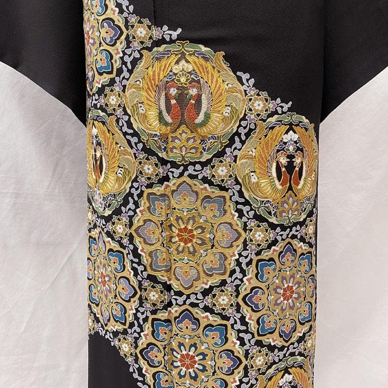 602mo77◎作家物 黒留袖 相良刺繍 宝相華 鳳凰 五つ紋 比翼付き◎美品