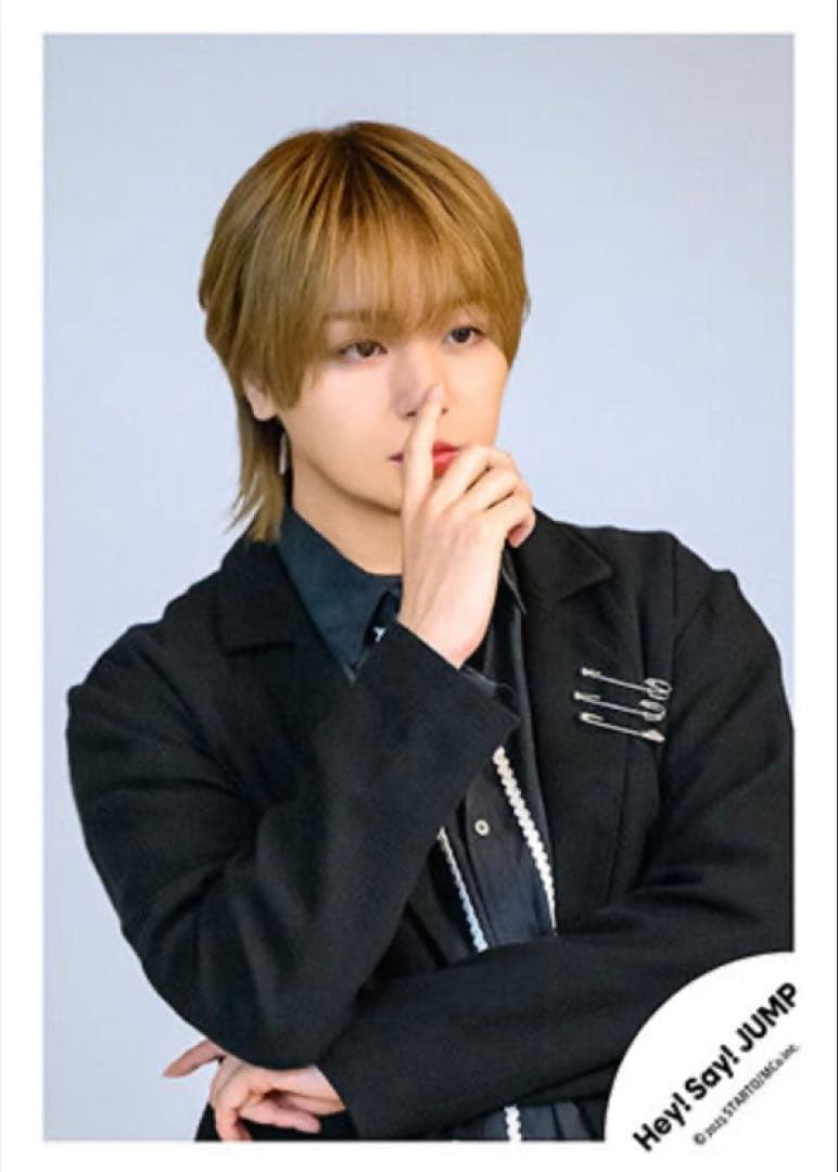 Hey!Say!JUMP 【DOME TOUR】公式写真 伊野尾慧【814】 - メルカリ