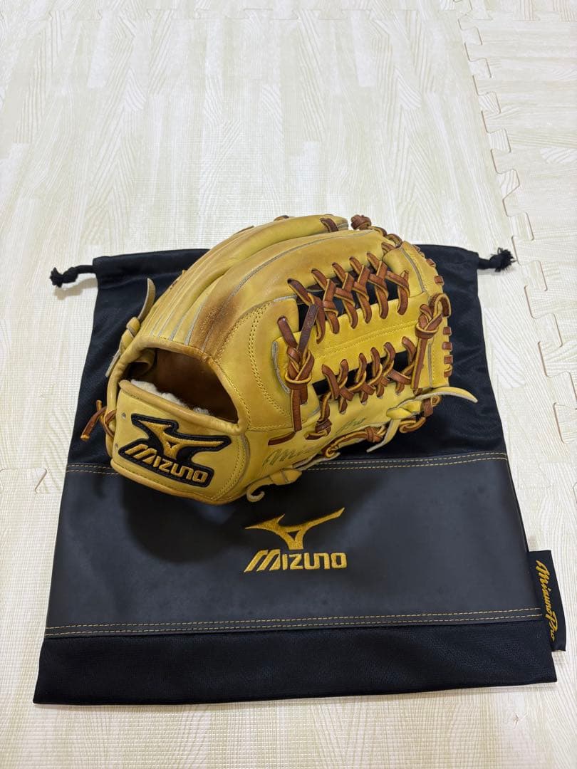 ミズノプロ　硬式　野球　内野手用　グローブ　グローブ袋付 MIZUNO（ミズノ） 専用グラブ袋付き MizunoPro Classic 硬式用グラブ