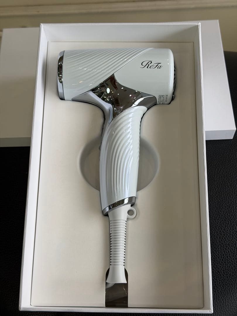 ち*い様 ReFa リファ ドライヤー SE ホワイト ReFa（リファ）BEAUTECH DRYER（ビューテック ドライヤー） SE