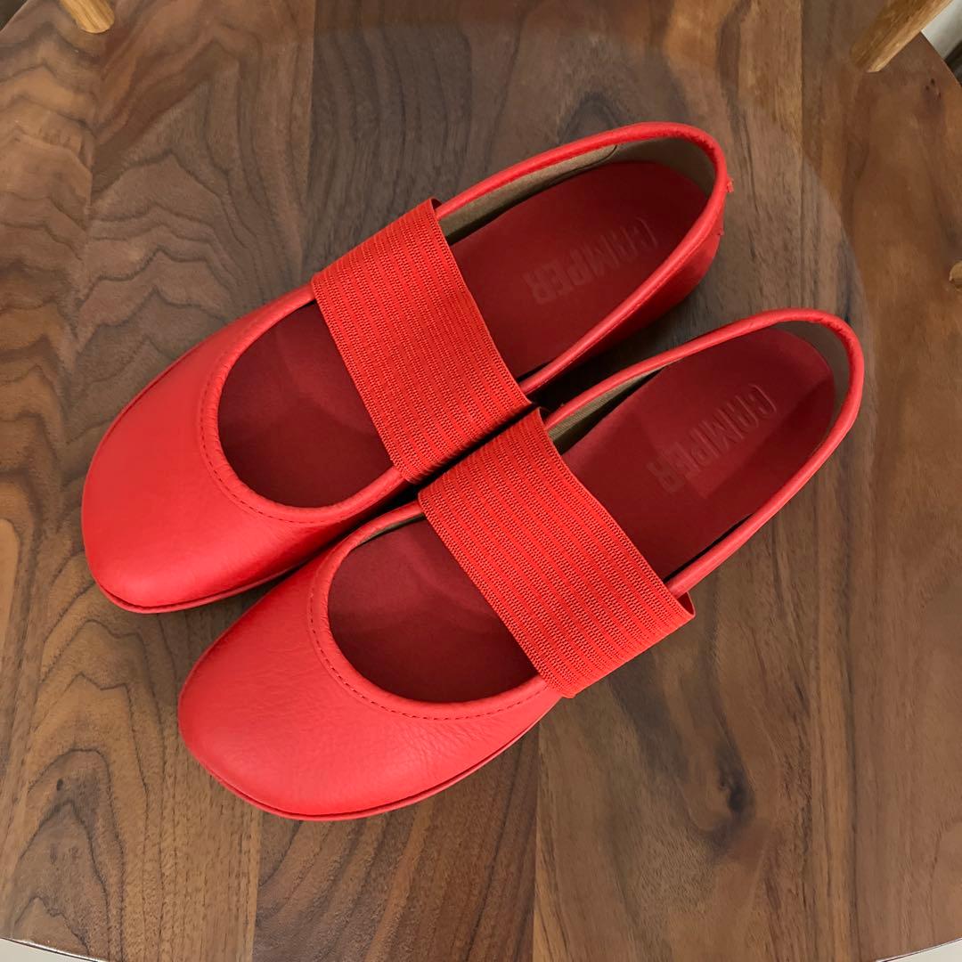 最終値下げ　カンペール　CAMPER ライトニナ　レッド39 カンペール CAMPER RIGHT NINA / フラットシューズ （レッド