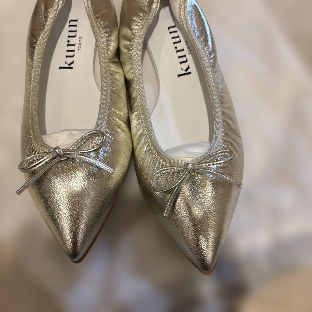 kurun tokyo フラットバレエシューズ シルバー - メルカリ