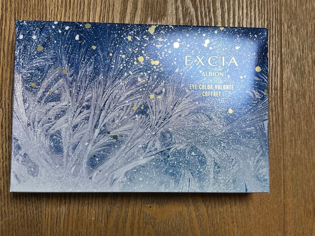 ALBION EXCIA アイカラ－　ヴォロンテ　コフレ　新品未開封 ALBION（アルビオン） エクシア アイカラー ヴォロンテ コフレキット