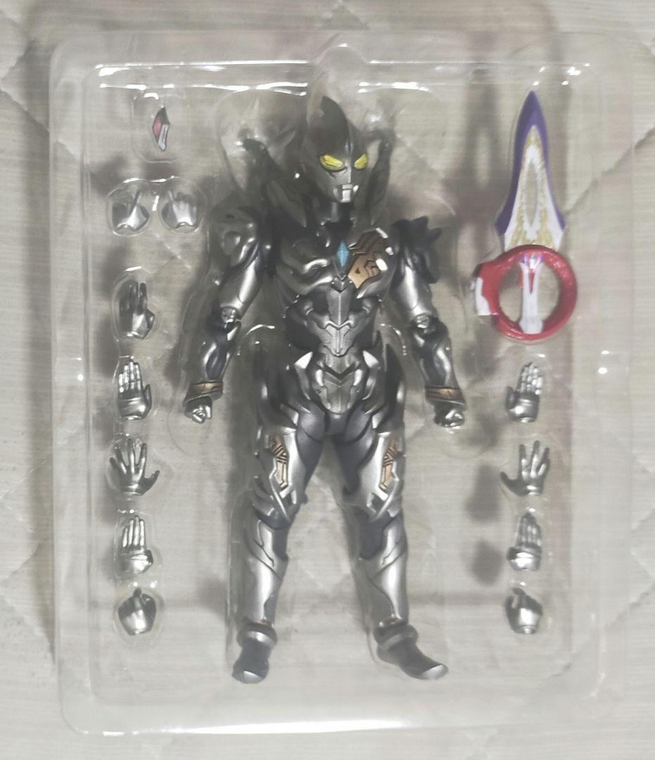 d*3様 S.H.Figuarts ウルトラマントリガー　まとめ売り