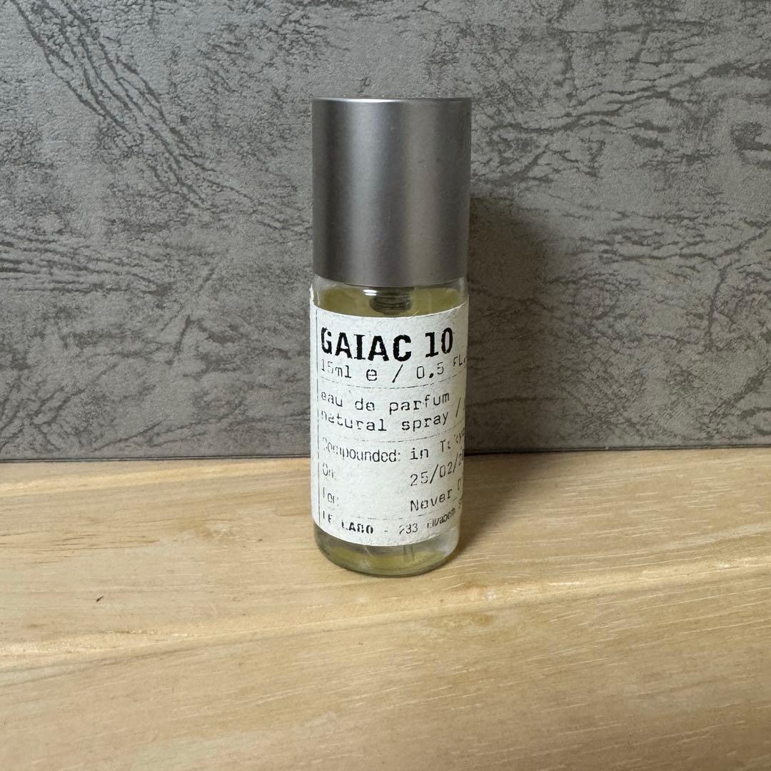 Le labo gaiac 10 ルラボ 香水 ガイアック10 Gaiac 10 Tokyo Le Labo perfume - a fragrance for women and men 2008