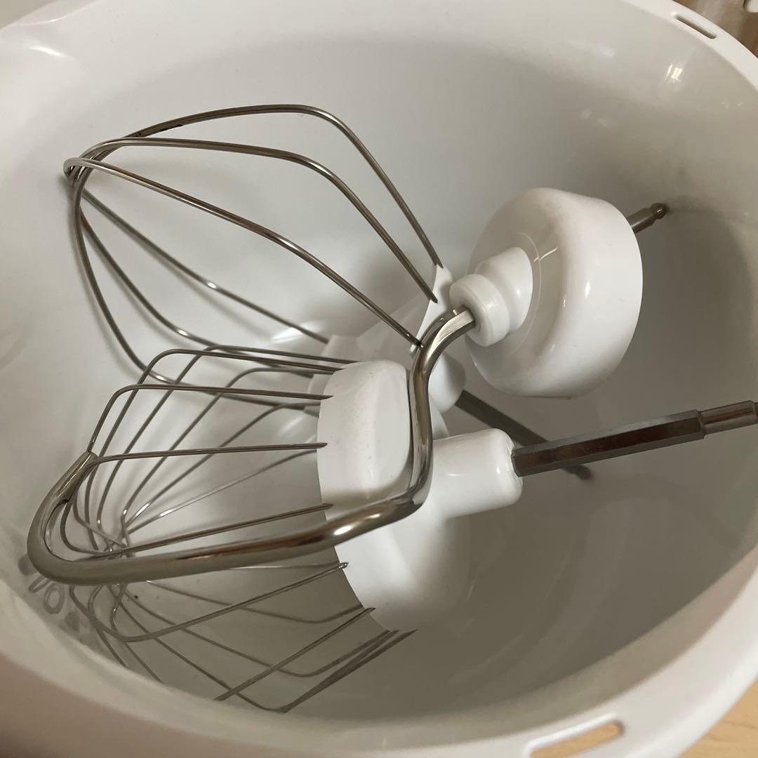 箱付きホワイト キッチンミキサー BOSCH 2回使用 プラボウル付き｜2026