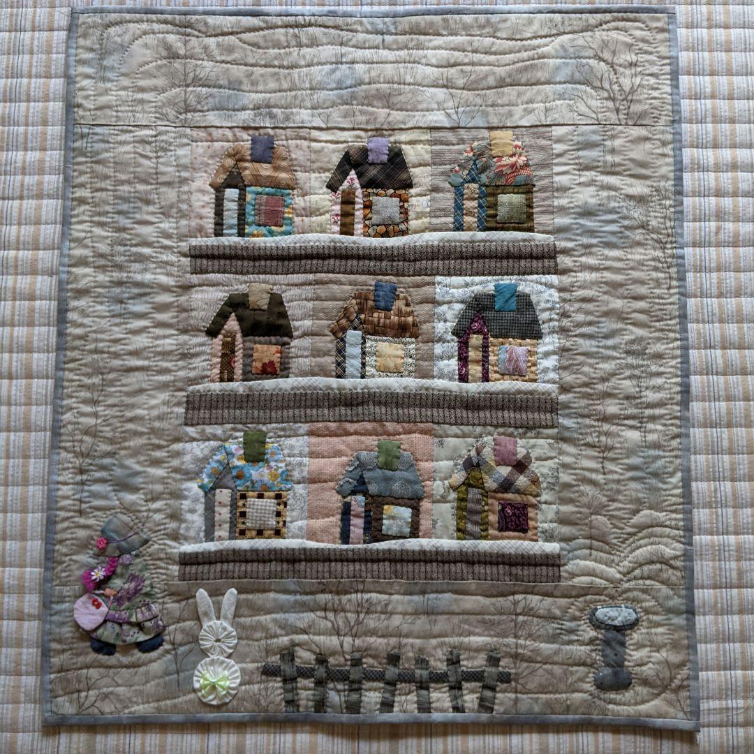ハウスの冬景色　パッチワークキルト　タペストリー 冬景色のタペストリー（キット） 商品詳細｜オリジナルパッチワーク