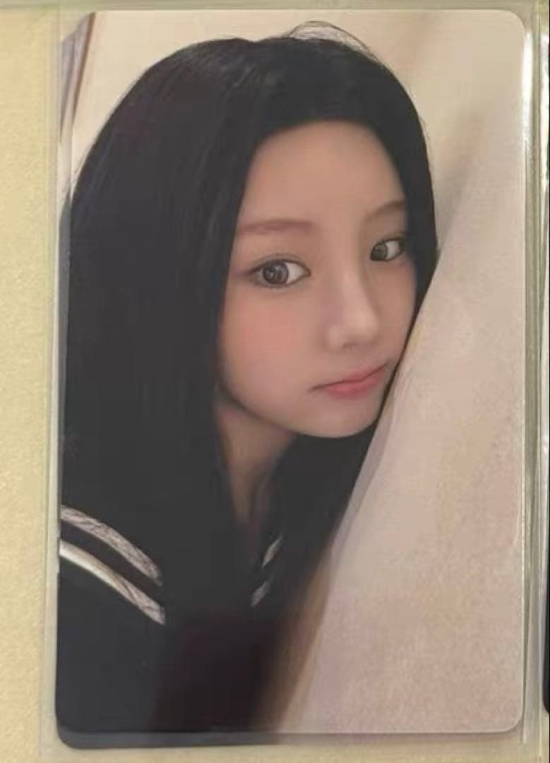 illit ウォンヒ bomb 一直娱 yizhiyu yzy 4.0 トレカ - メルカリ