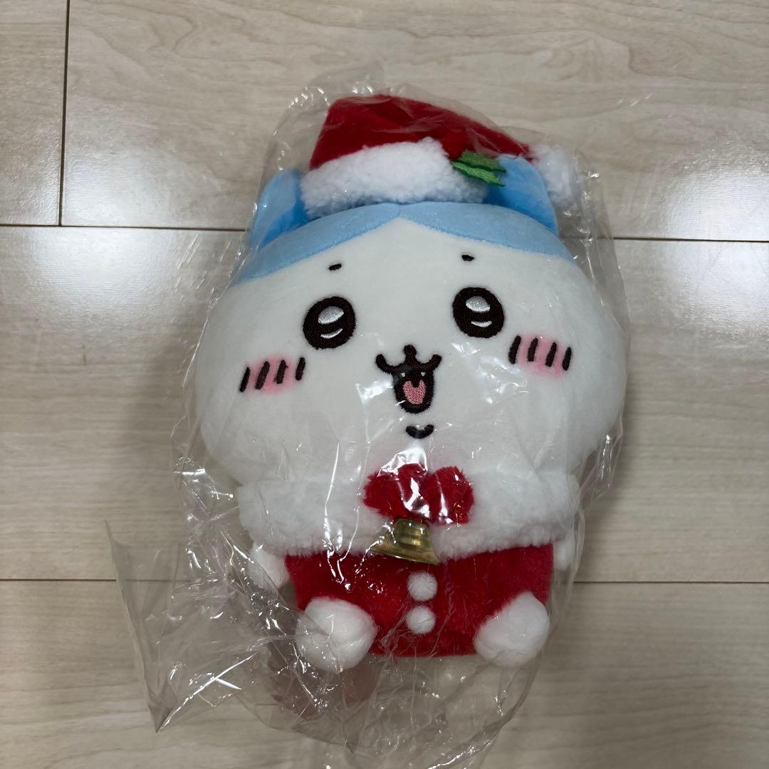 楽一番公式アカウント02専用 ちいかわ サンタさんだ！ぬいぐるみS(ハチワレ) 41bnult9+nL.jpg_BO30,255,255,