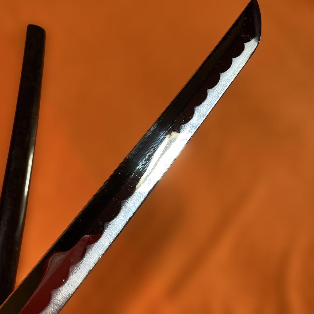 上級模造刀 黒柄 獅子彫丸鍔 濃赤茶呂鞘 - メルカリ