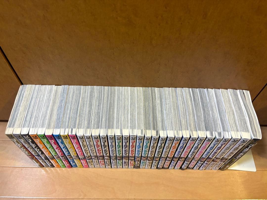 ゴールデンカムイ全31巻公式ファンブック付き - メルカリ