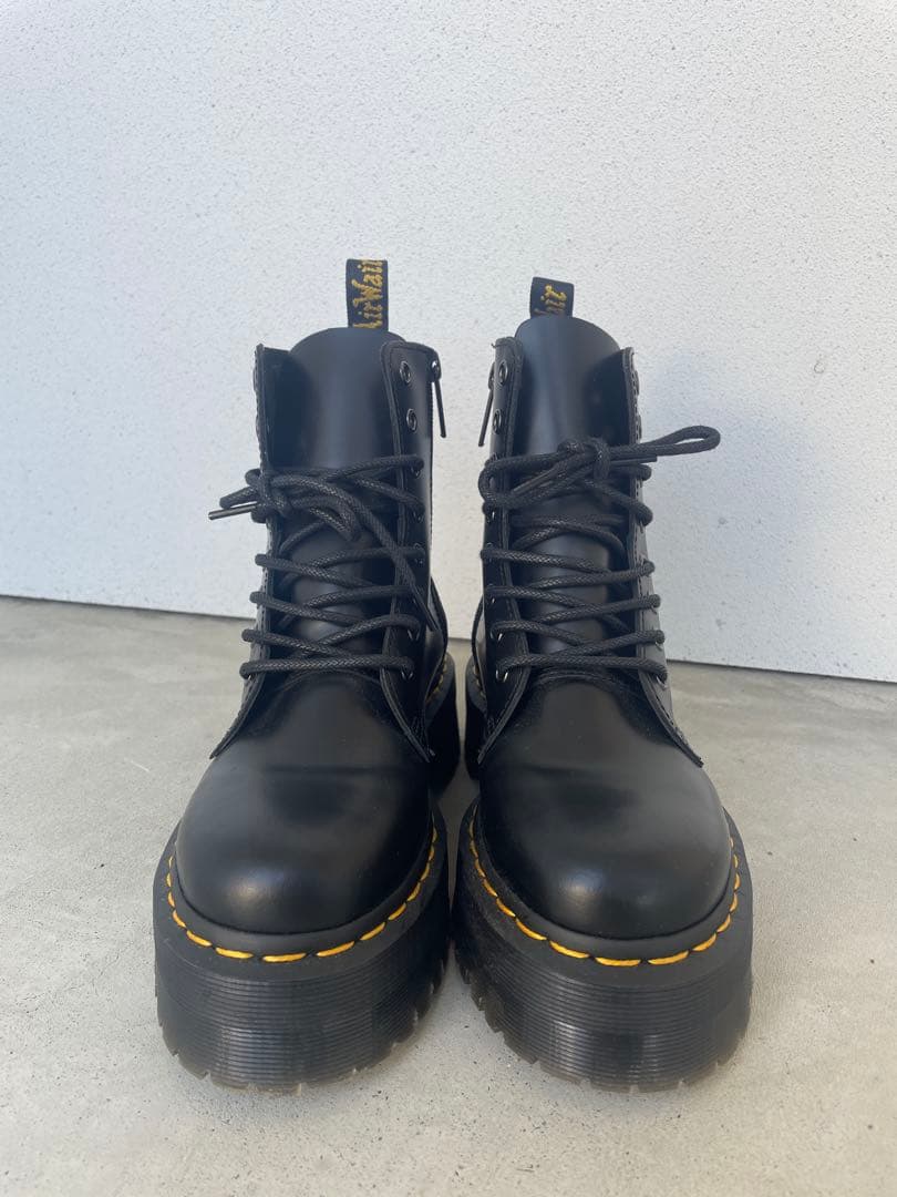 Dr.Martens JADON 8ホール 厚底ブーツ UK4 23cm 美品 - メルカリ