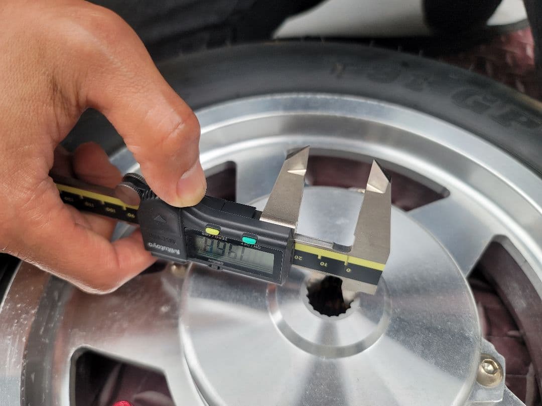 廃盤品】3WF用10インチリアホイール BMF アルミ ハブ付き タイヤ付き