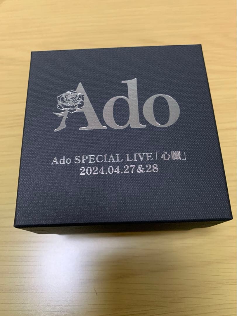 Ado ライブグッズ VIP特典＋銀テープ 2023-2024(マーズ 心臓) - メルカリ
