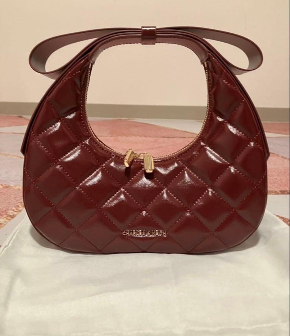 新品未使用！ジェイニー キルトボウハンドル クレセントバッグ バー