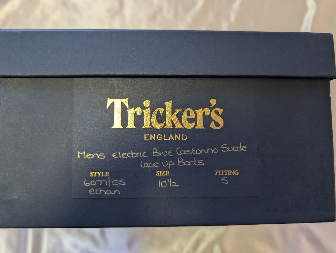 な*な様 新品未使用 tricker's スエード ブーツ ブルー ビブラムソー