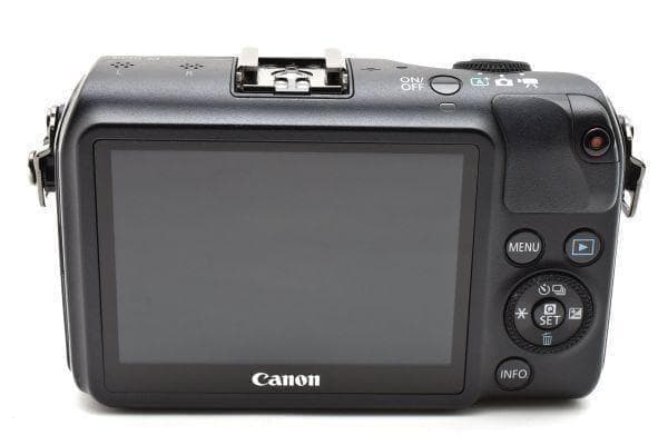 キャノン Canon EOS M ダブルレンズキット バッテリーx２《元箱付き》
