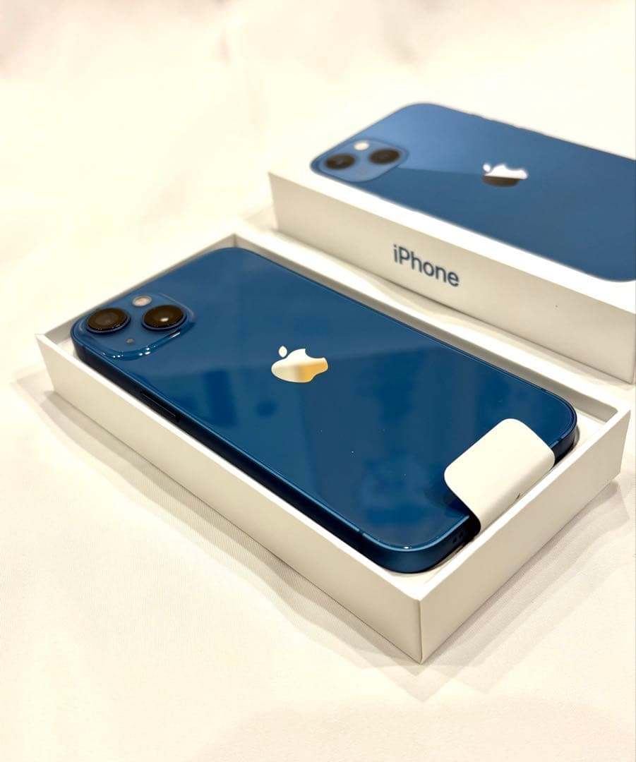 iPhone 13 512GB SIMフリー 箱あり PITAKAケースおまけ付 - メルカリ