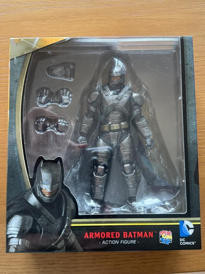 【未開封】MAFEX No.023 アーマード・バットマン レビュー】MAFEX アーマードバットマン