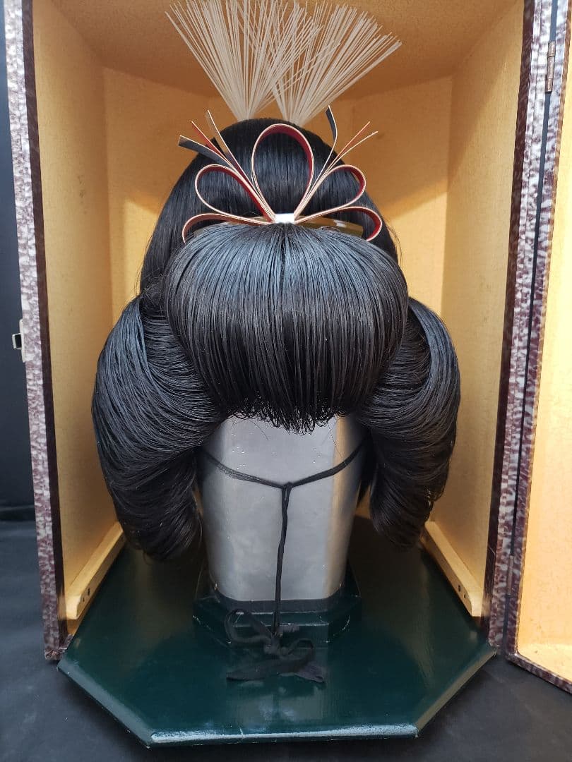 日本髪 かつら 花嫁かつら 櫛付き 箱付き ウィッグ - メルカリ