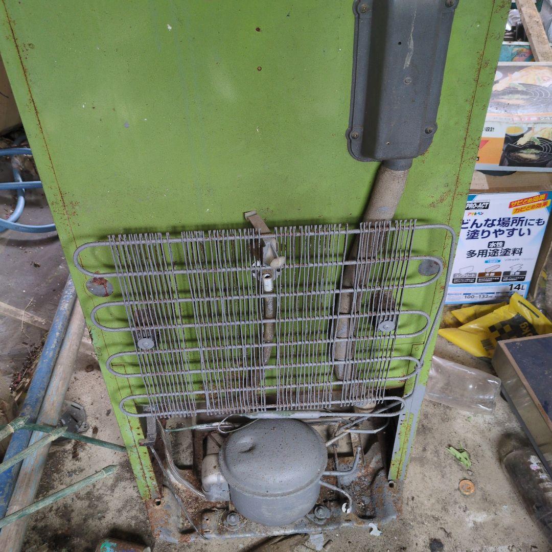 SHARP SJ-9165G 冷蔵庫 緑色ジャンク品扱い昭和レトロ年式不明 - メルカリ