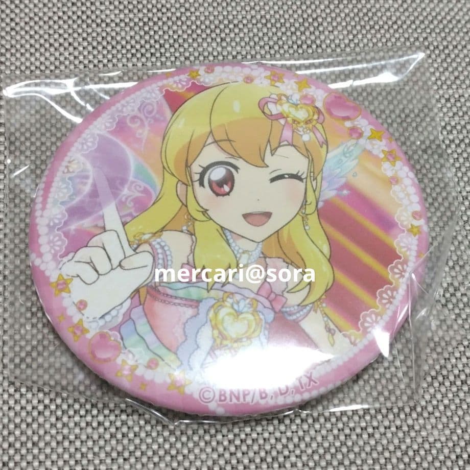 アイカツ stage缶バッジ 星宮いちご オーロラキスコーデ - メルカリ