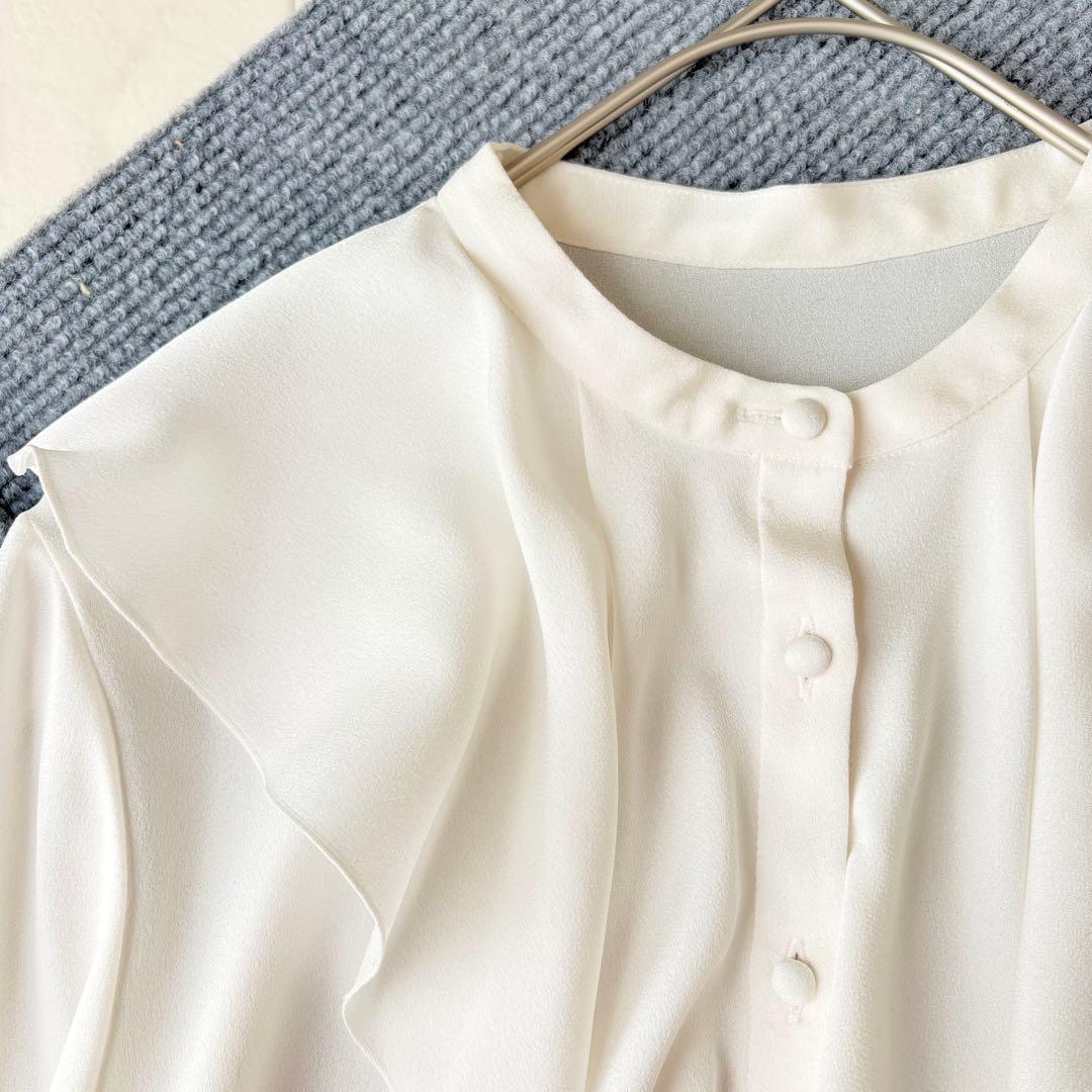 美品✨《アナイ》サテンアムンゼン フリルブラウス 36