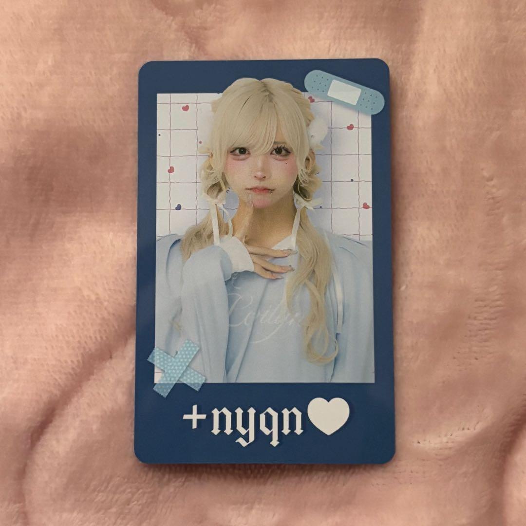 らぶしっく はやて カラコン +nyan トレカ - メルカリ