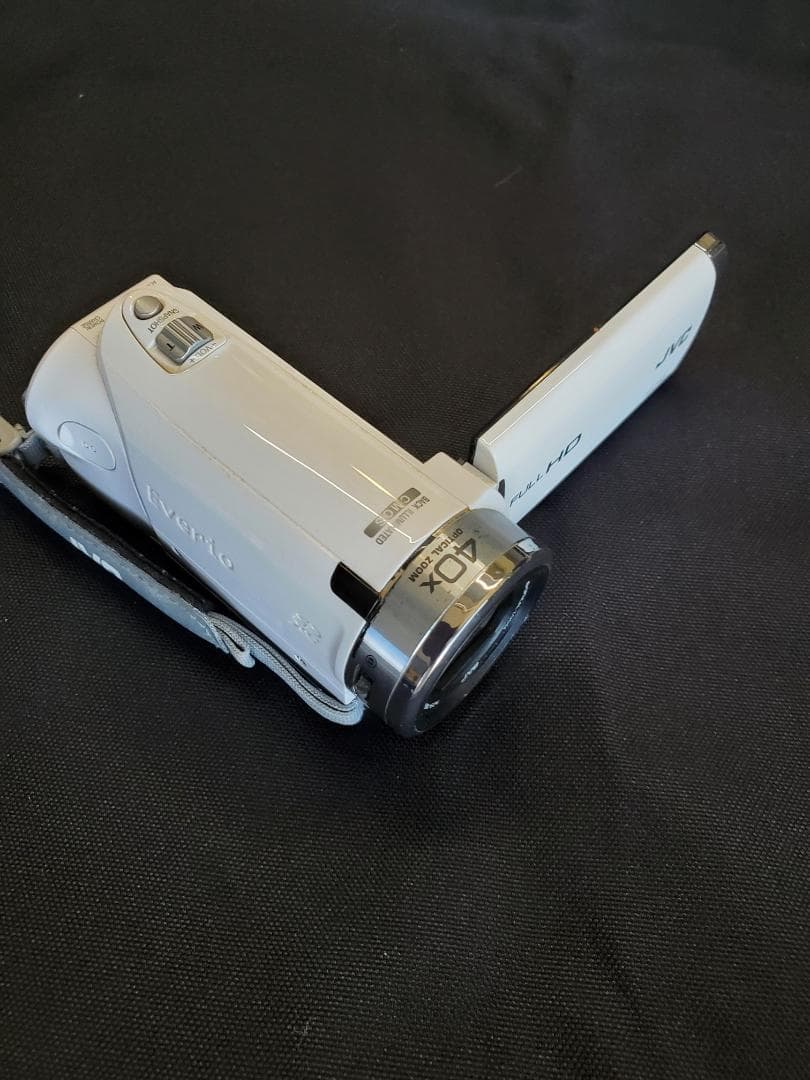 【美品】JVC Everio GZ-E117-Wエブリオ デジタルビデオカメラ rinsmile_k2341