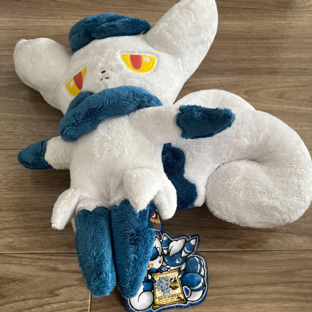 ニャオニクス（メスのすがた） BIGぬいぐるみ - メルカリ