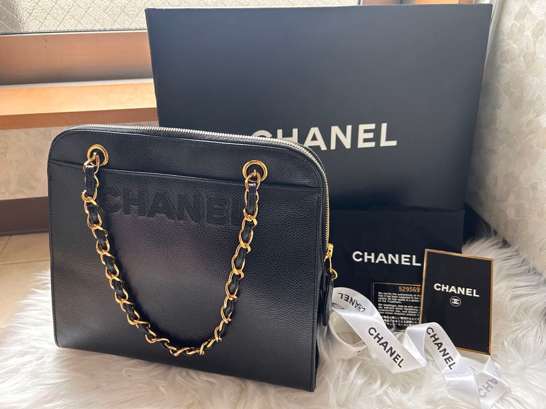 CHANEL キャビアスキン　ダブルチェーンハンドバッグ　ヴィンテージ マトラッセ 未使用 シャネル ヴィンテージ 23 キャビアスキン ダブル