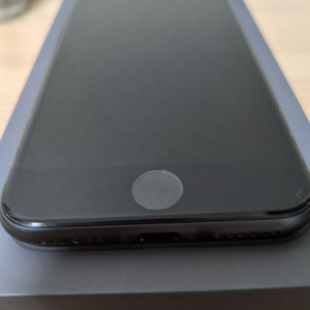 iPhone8 64GB スペースグレー 本体と純正箱付き - メルカリ