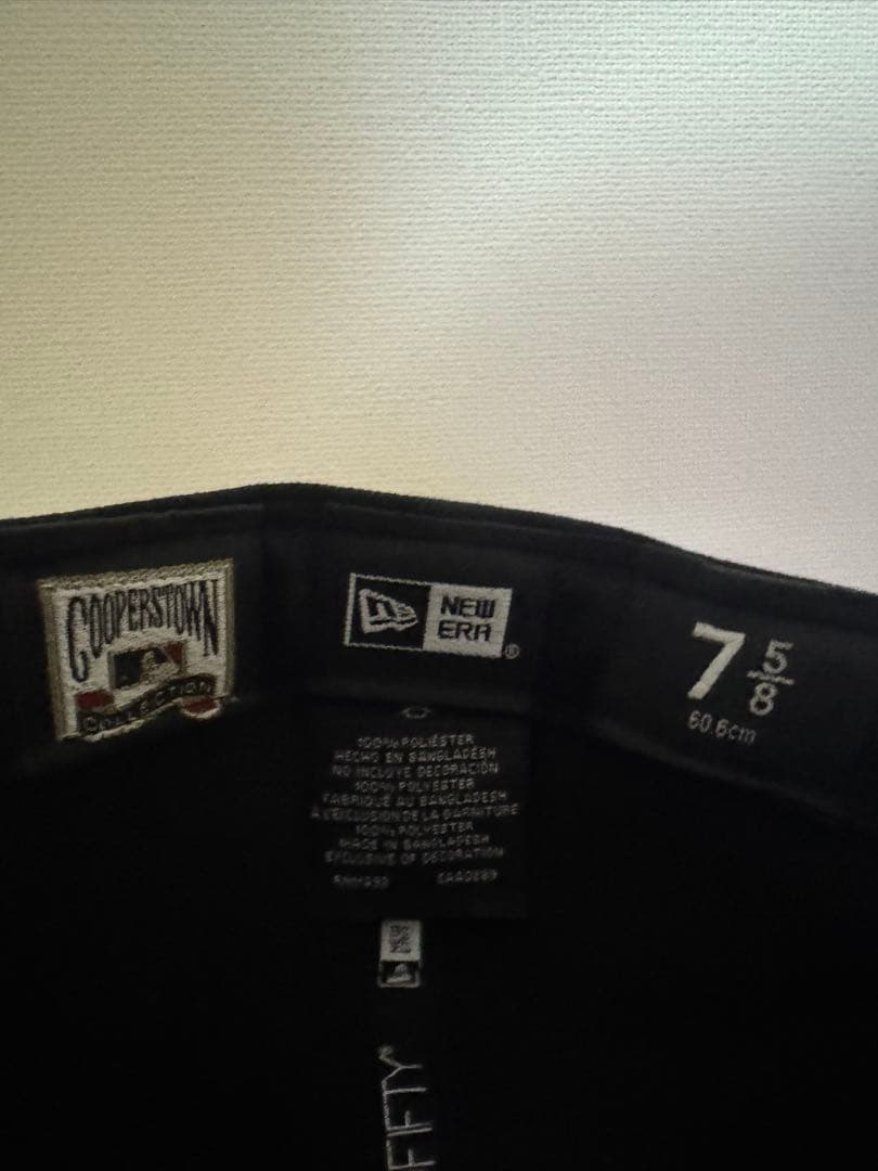 New Era インディアンズ ワフー黒金 Indians 7 5/8 - メルカリ
