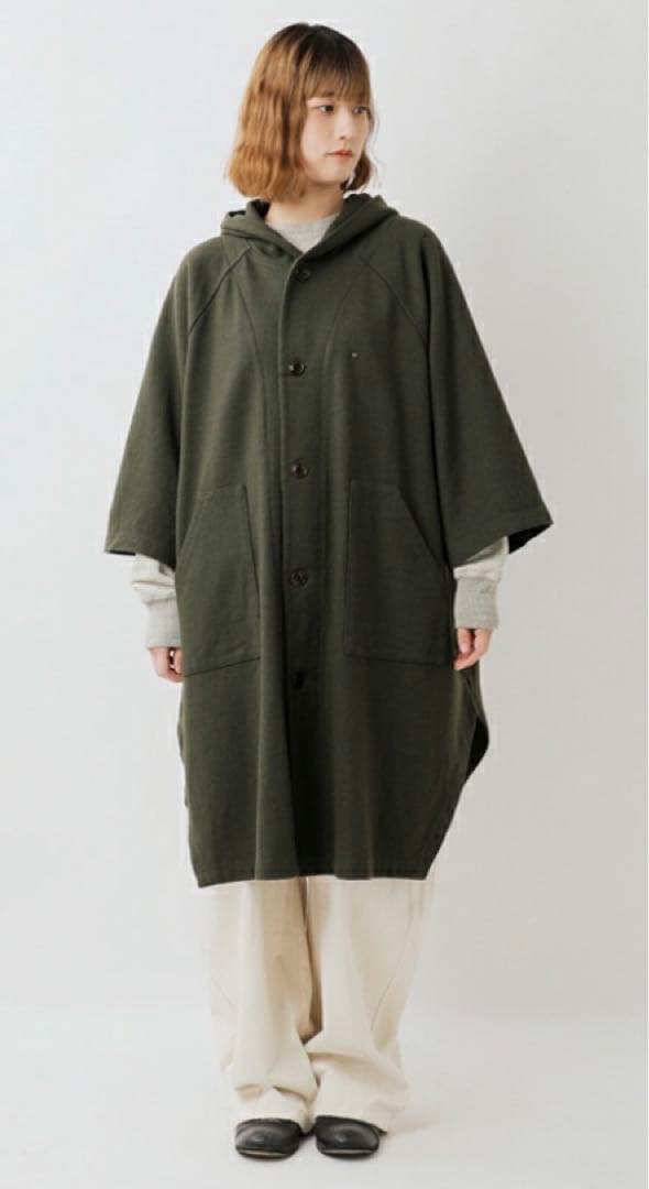 《本日限定お値下げ》TISSU 圧縮ウールニット ポンチョ コート