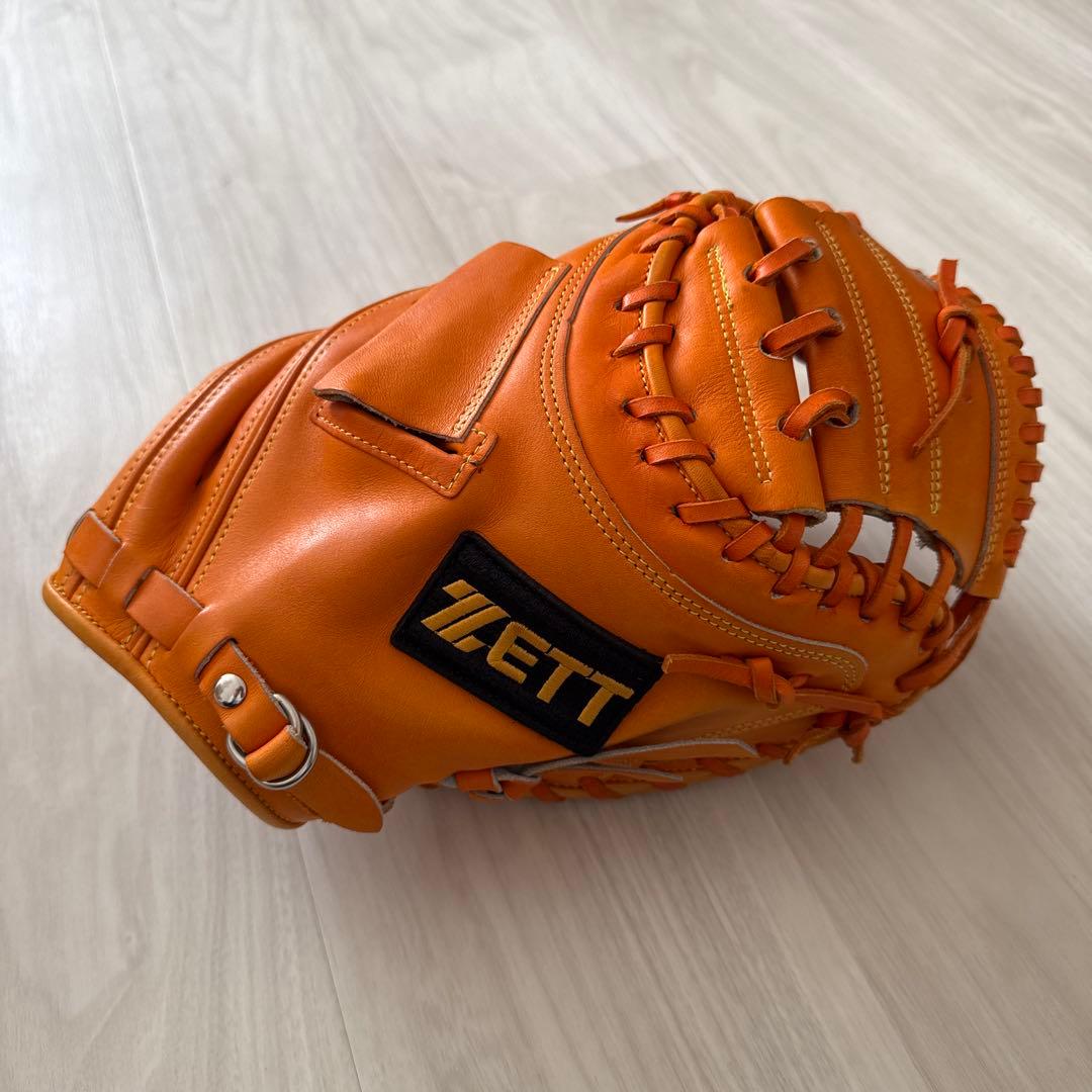 ひ*ろ様 【旧ラベル】ゼット　プロステイタス　キャッチャーミット 旧ラベル】ゼット プロステイタス キャッチャーミット 軟式 - メルカリ
