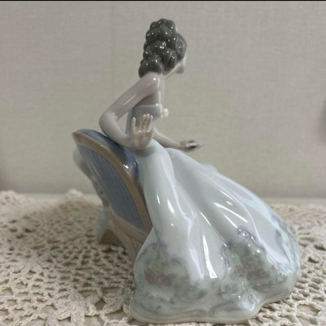 リヤドロ お祭り ひと休み 舞踏会