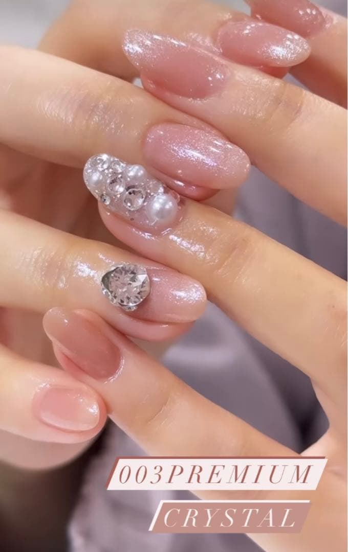 マオジェル マオネイル クリスマスコフレ 12クリスタル - メルカリ