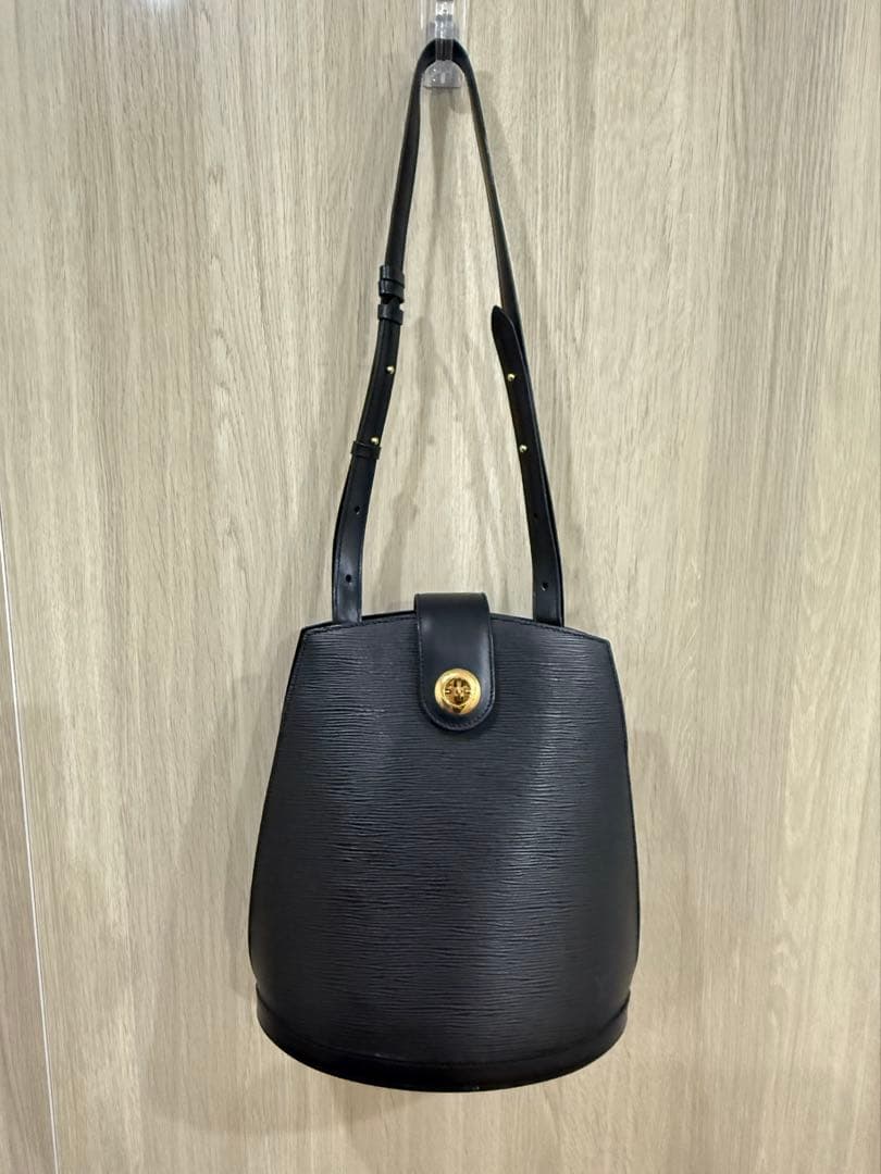 【sale】ルイヴィトン エピ クリュニー ショルダーバッグ バケツ型 黒 LOUIS VUITTON】ルイヴィトン『エピ クリュニー』M52252 レディース
