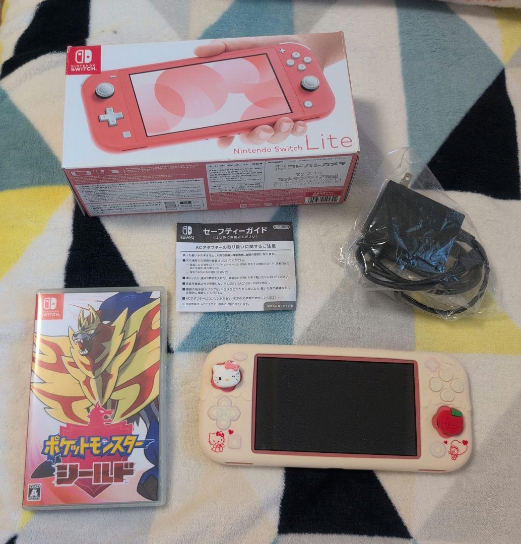 Nintendo SwitchLite コーラル　本体 Amazon.co.jp: 【整備済み品】 Nintendo Switch Lite 本体 コーラル