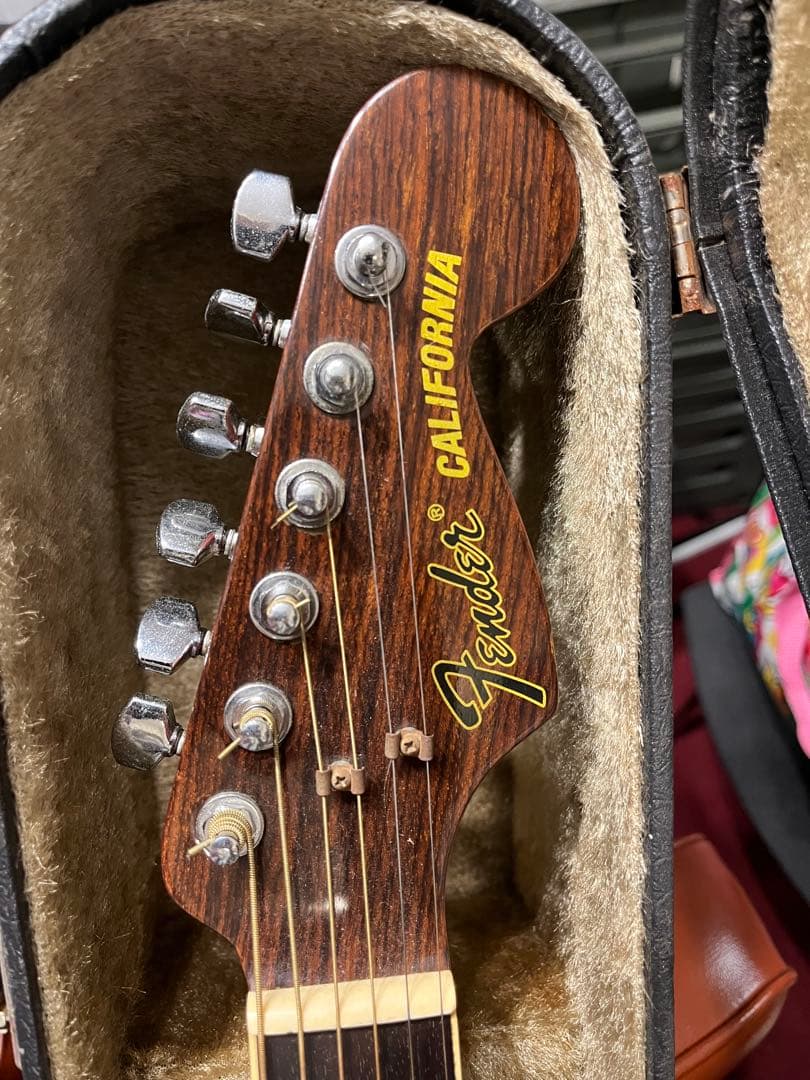 Fender 90’s Acoustic Guitar “California”