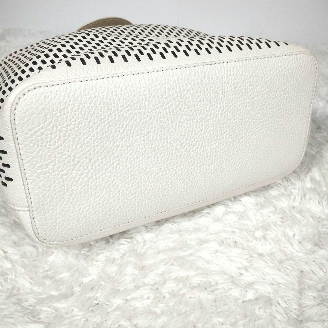 未使用級◎フルラ ネット M ホーボー ワンショルダー パンチングレザー